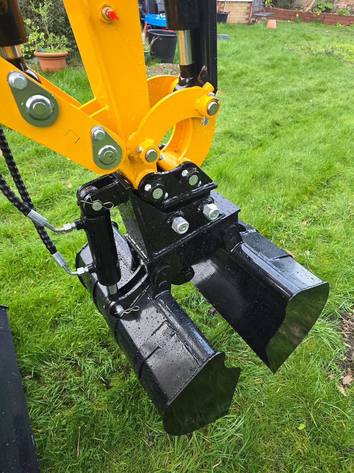 Clamshell / Grab Bucket product view 4